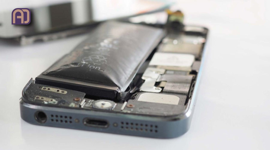 متورم شدن باتری - تعویض باتری موبایل